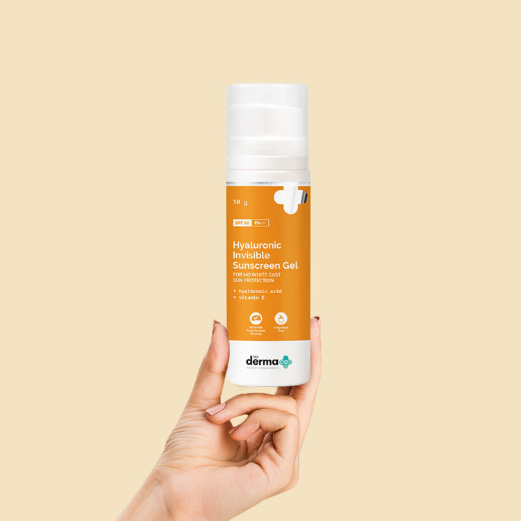 The Derma Co. Hyaluronic Invisible Sunscreen With Hyaluronic Acid For No White Cast Sun Protection
(50gm)