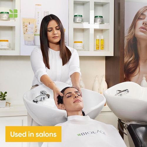Matrix Biolage Smoothproof Professional Shampoo For Dry And Frizzy Hair, 72 Hrs Frizz Control
(200ml)