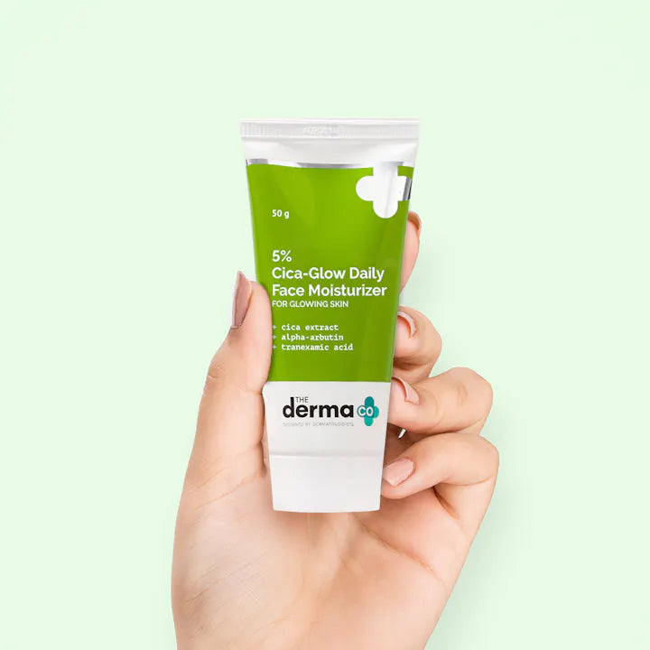 The Derma Co 5% Cica-Glow Daily Face Moisturizer with Alpha Arbutin & Tranexamic Acid - 50 g