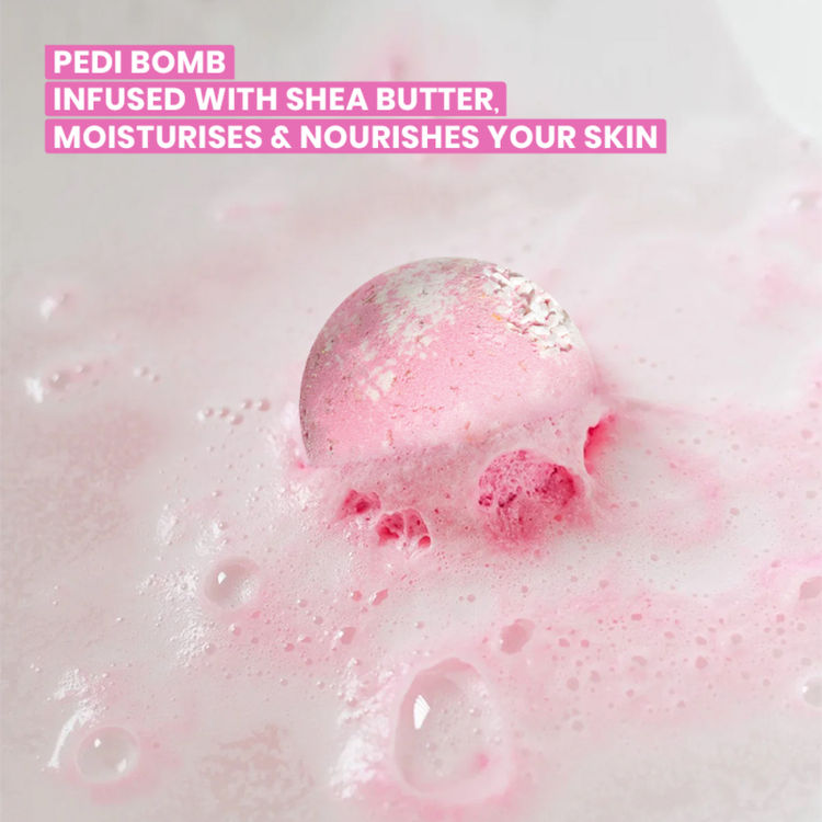 O3+ Pedilogix Scoop Bomb Pedicure With Bath Bomb
(100g+10ml)