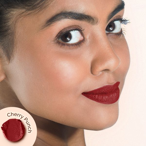 Mamaearth Moisture Matte Longstay Lipstick with Avocado Oil & Vitamin E (Cherry Punch)