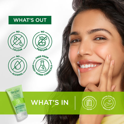 Simple Kind To Skin Refreshing Face Wash (150 ml)