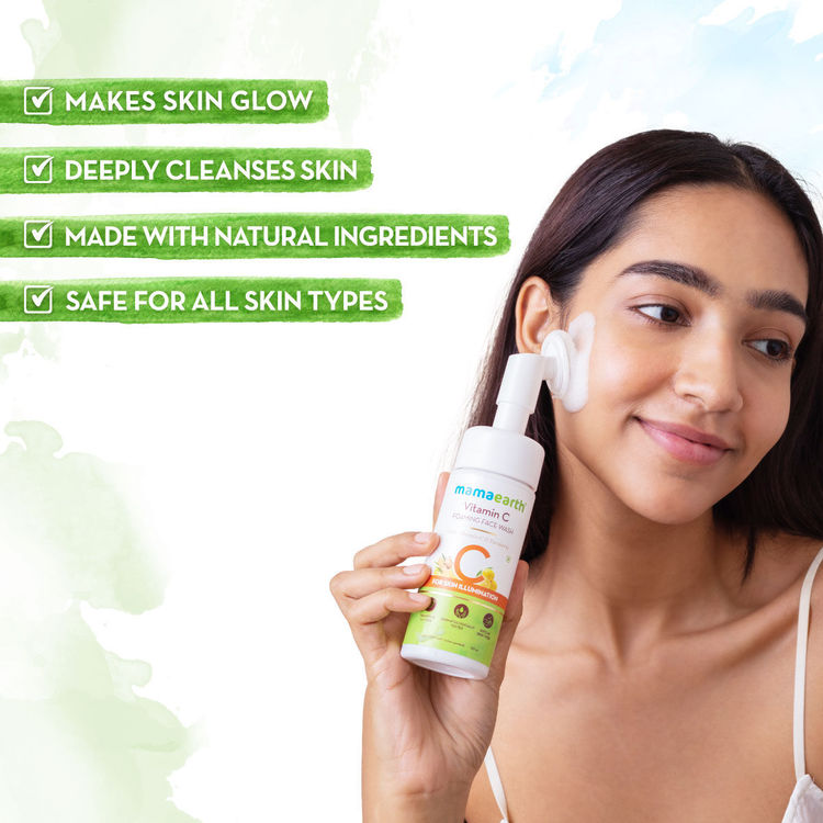 Mamaearth Vitamin C Foaming Face Wash with Vitamin C & Turmeric (150ml)
