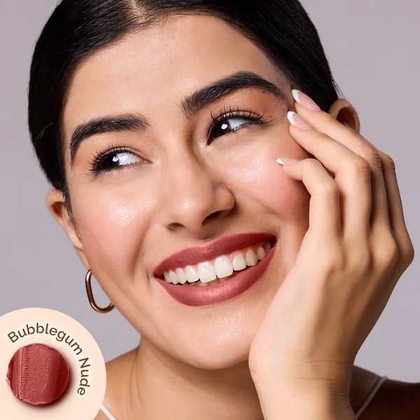 Mamaearth Moisture Matte Longstay Lipstick with Avocado Oil & Vitamin E (Bubblegum Nude)