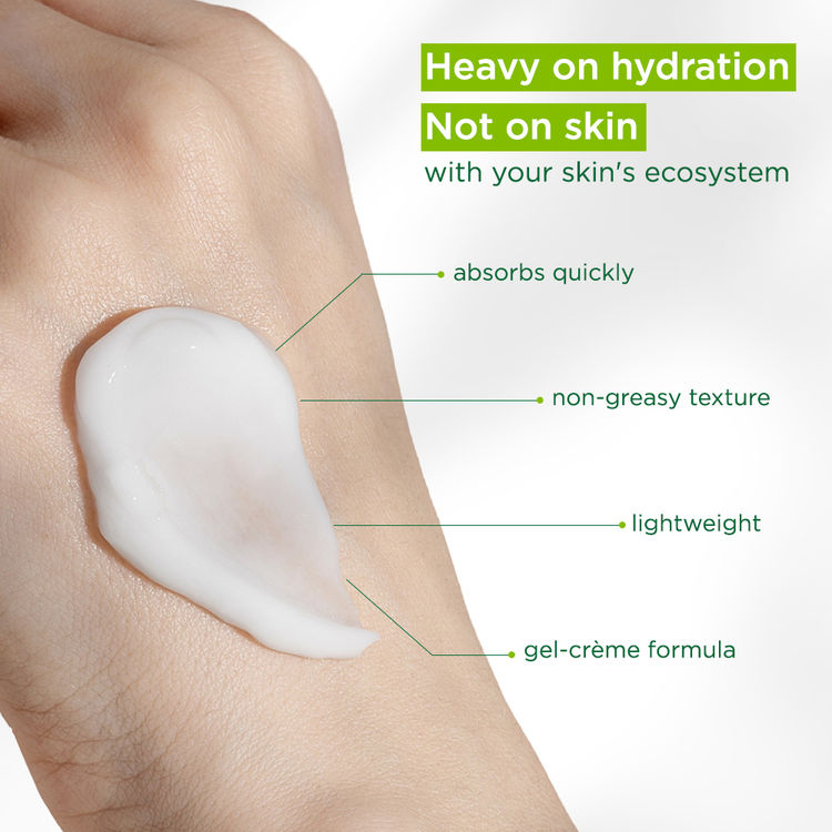 Simple Kind to Skin Hydrating Light Moisturizer All Skin Types Moisturizer (125ml)