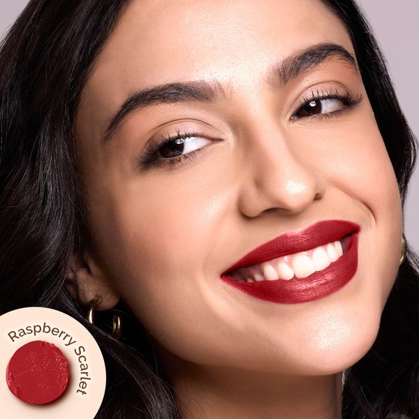 Mamaearth Moisture Matte Longstay Lipstick with Avocado Oil & Vitamin E (Raspberry Scarlet)