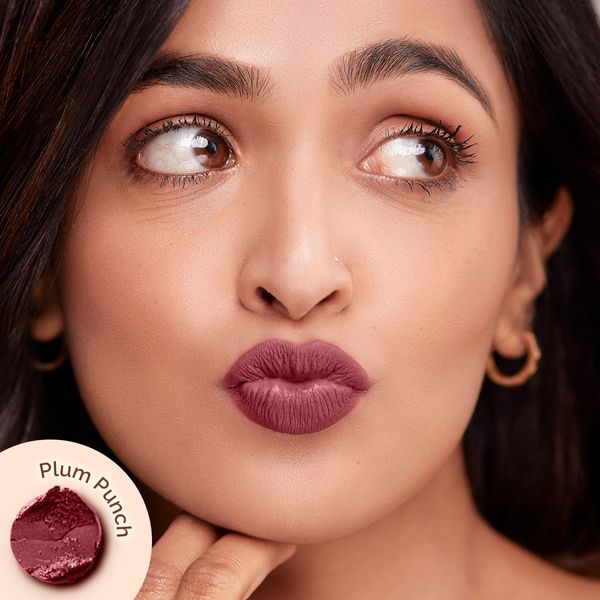 Mamaearth Moisture Matte Longstay Lipstick with Avocado Oil & Vitamin E (Plum Punch)