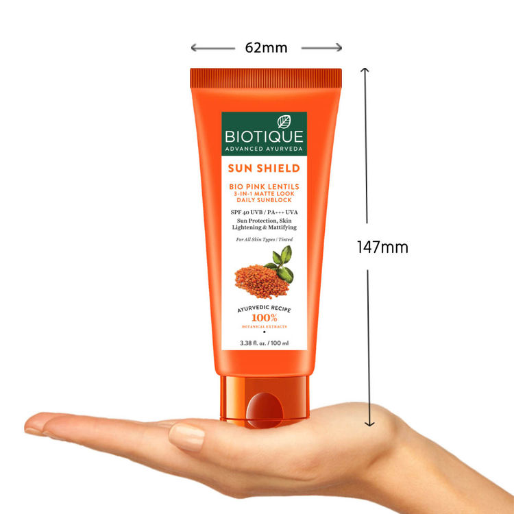 Biotique Bio Pink Lentils 3 In 1 Matte Look Sun Shield SPF 40
(100ml)