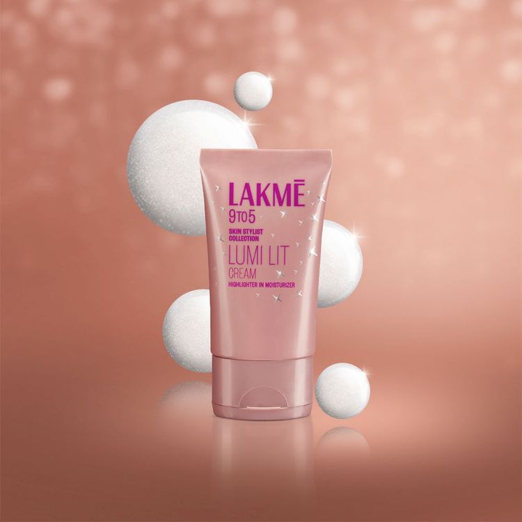 Lakme 9 To 5 Lumi Lit Cream Silver Shimmer (30g)