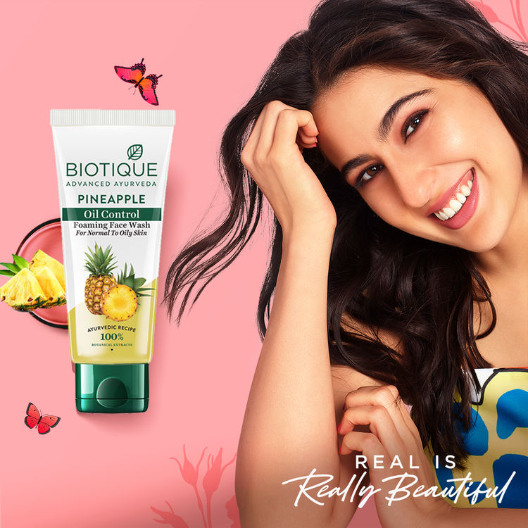 Biotique Bio Pineapple Oil Control Foaming Face Wash (100ml)