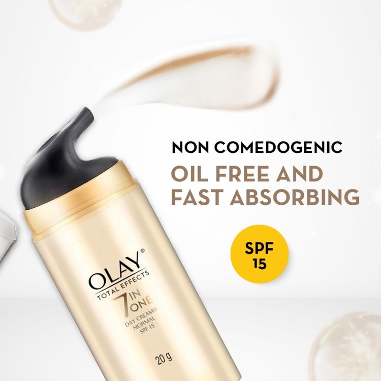Olay Total Effects Day Cream With SPF 15 Normal, Fights 7 Signs Of Ageing With Niacinamide
(20g)