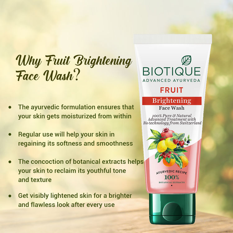 Biotique Fruit Brightening Face Wash (100 ml)