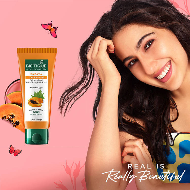 Biotique Bio Papaya Brightening & Revitalizing Tan Removal Scrub (100g)