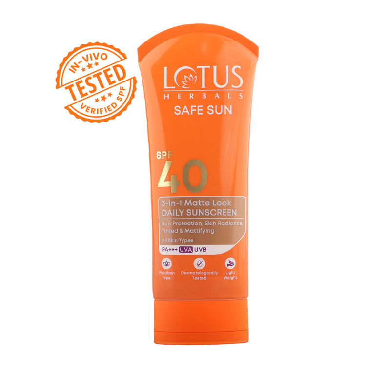 Lotus Herbals SafeSun 3in1 Matte Look Daily Sunscreen SPF 40 PA+++ ,Tinted & Dermatologically Free (100g)