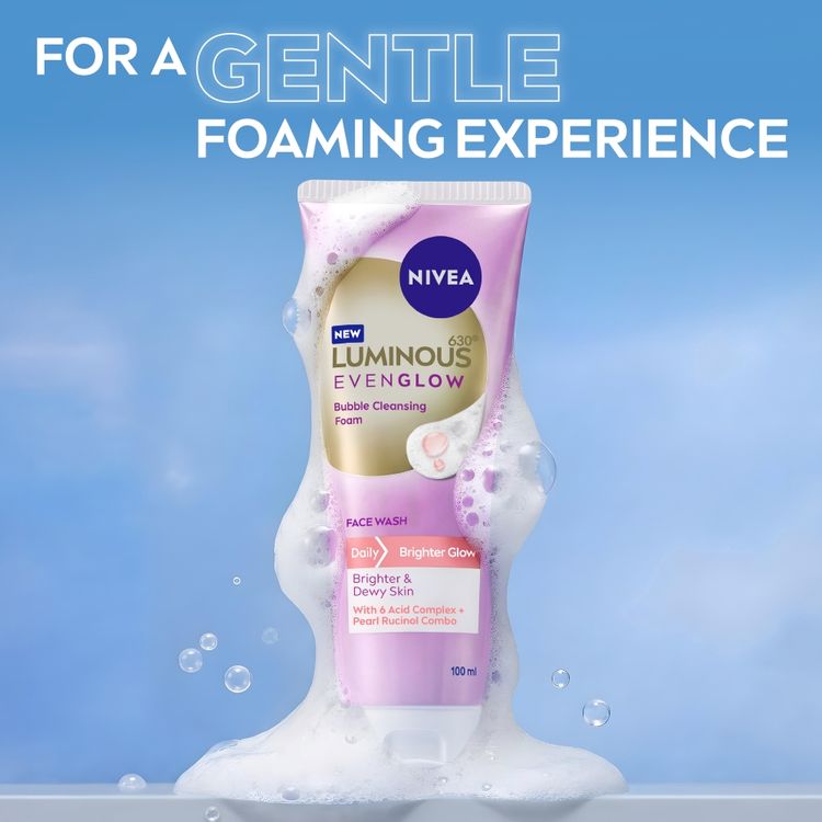 NIVEA Luminous Even Glow Bubble Foam Daily Gentle and Brightening Face Wash With 6 Acid complex
(100ml)