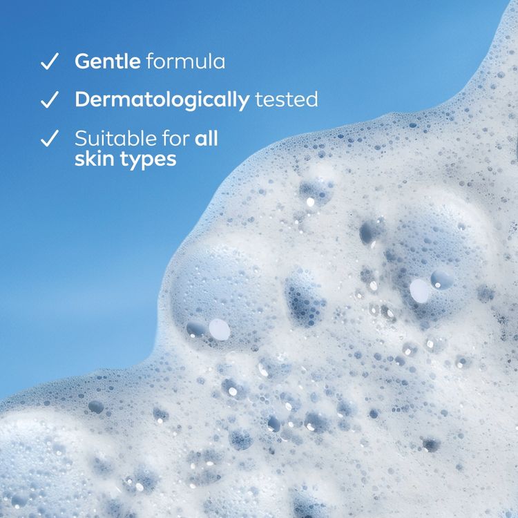 NIVEA Luminous Even Glow Bubble Foam Daily Gentle and Brightening Face Wash With 6 Acid complex
(100ml)
