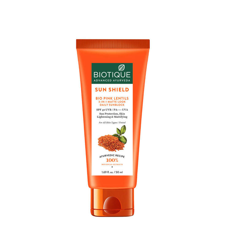 Biotique Bio Pink Lentils 3 In 1 Matte Look Sun Shield SPF 40 (50ml)