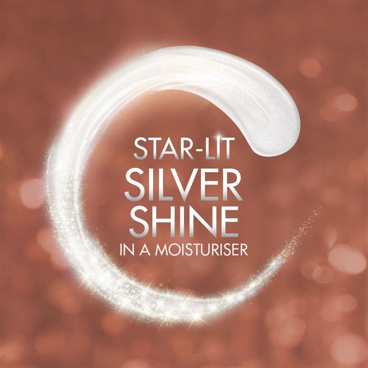 Lakme Lumi Strobe Cream - Silver (60g)