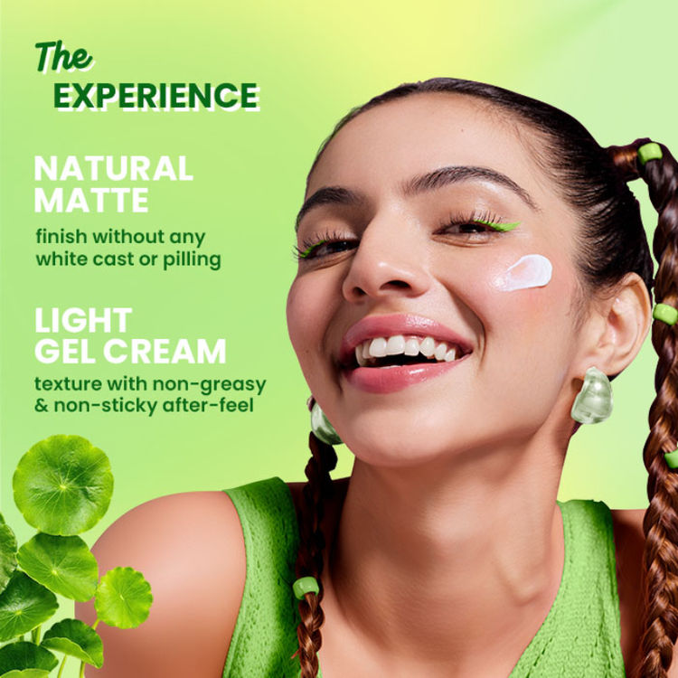 Dot & Key Cica Calming Mattifying Sunscreen In-Vivo Tested SPF 50+ PA++++, With Niacinamide
(50 g)