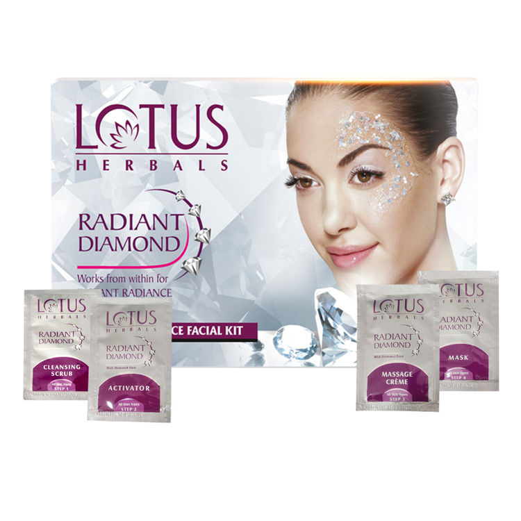 Lotus Herbals Radiant Diamond Cellular Radiance Facial Kit With Diamond Dust & Cinnamon,Instant Glow (37g)